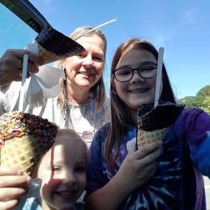 Meet your Posher, Rose